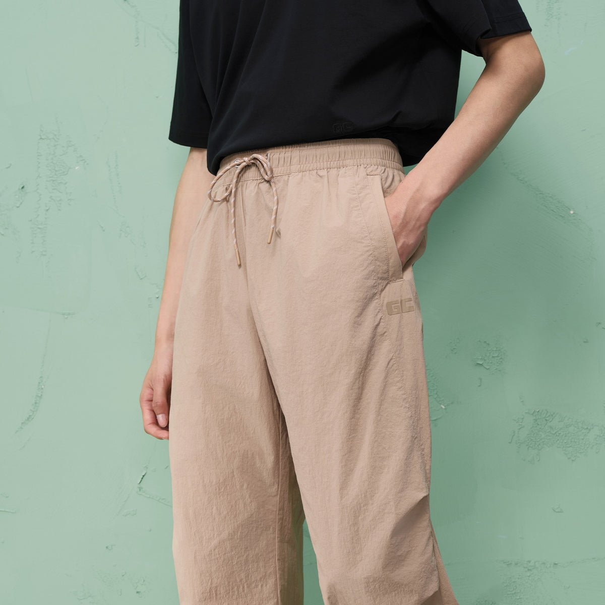 MY_12115009001_RW04_2_1_4_1500_1500.jpg;color:Warm Taupe