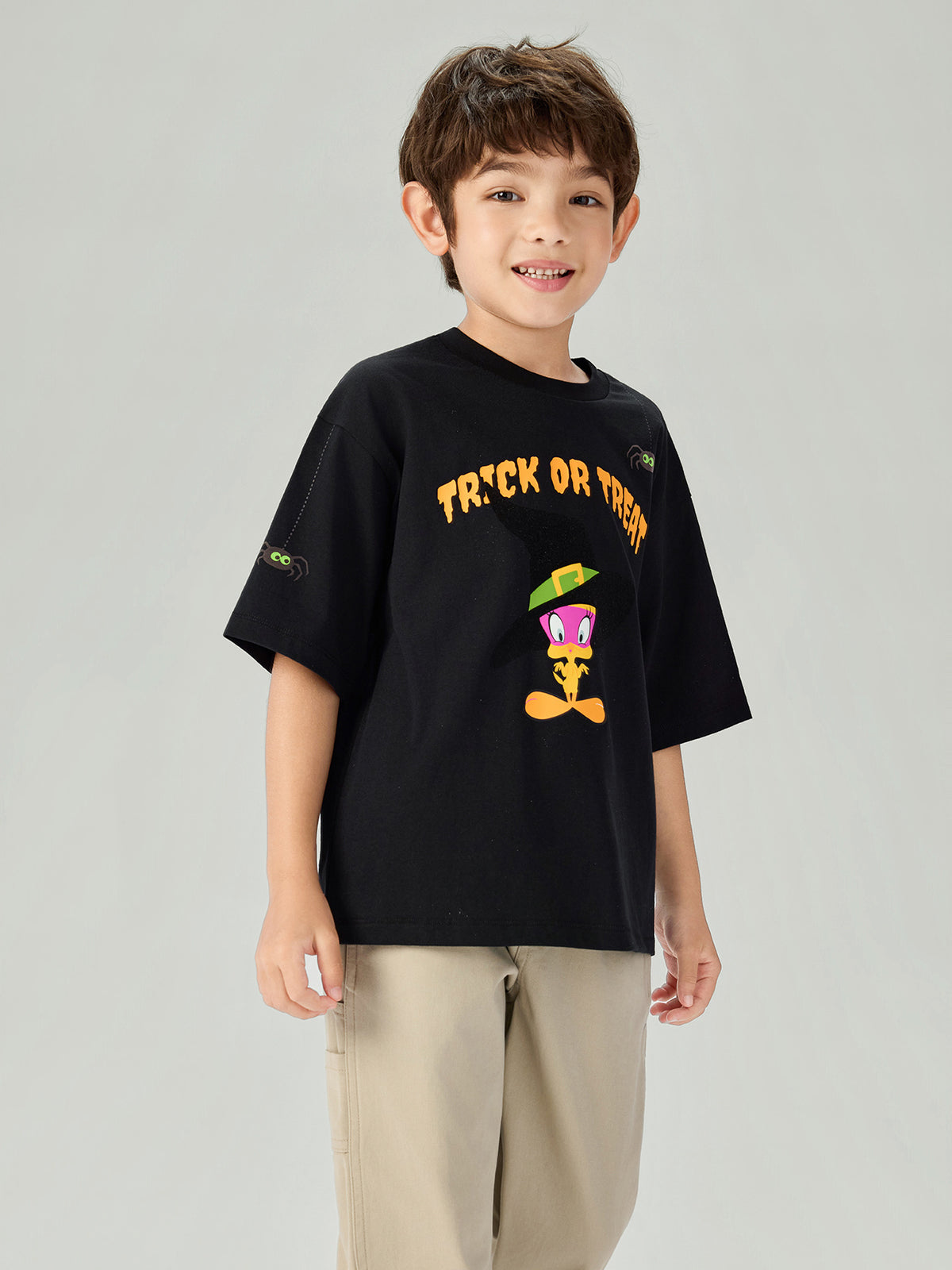 MY_03086369001_RW09_3_1_3_1290_1720.jpg;color:Signature Black