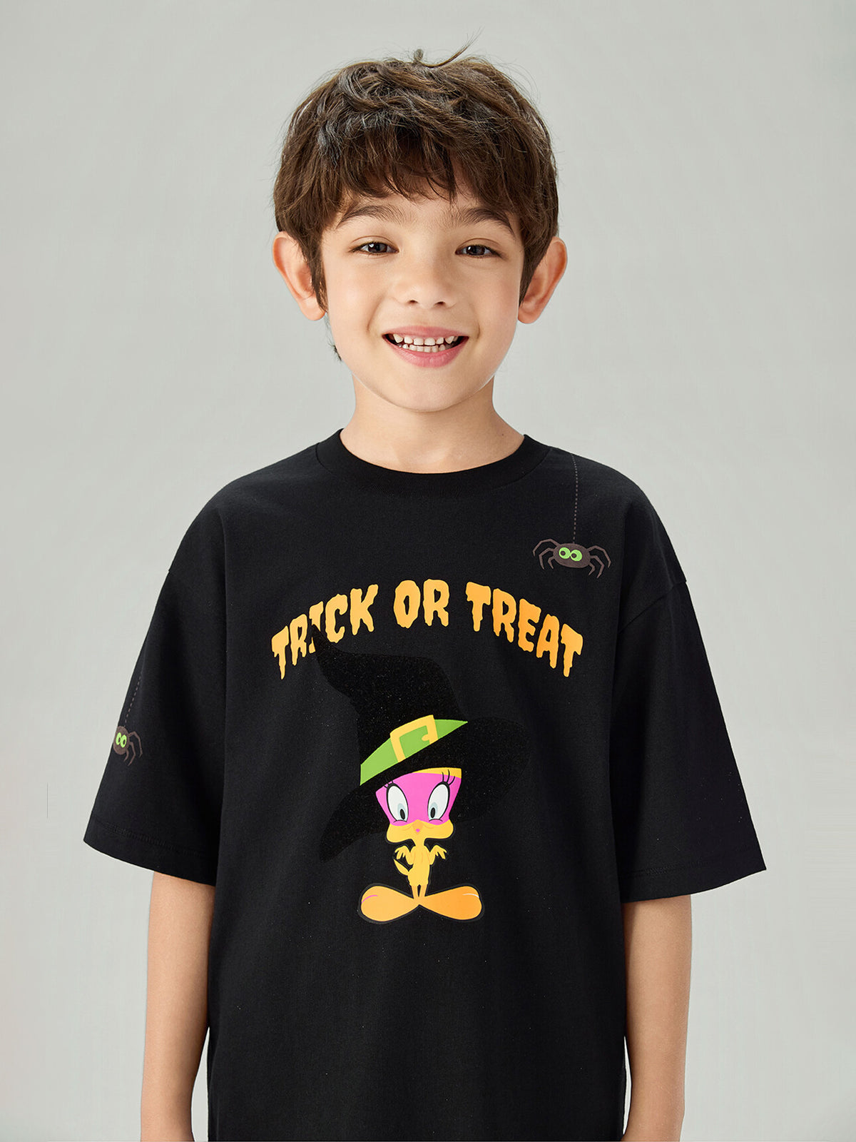 MY_03086369001_RW09_3_1_5_1290_1720.jpg;color:Signature Black