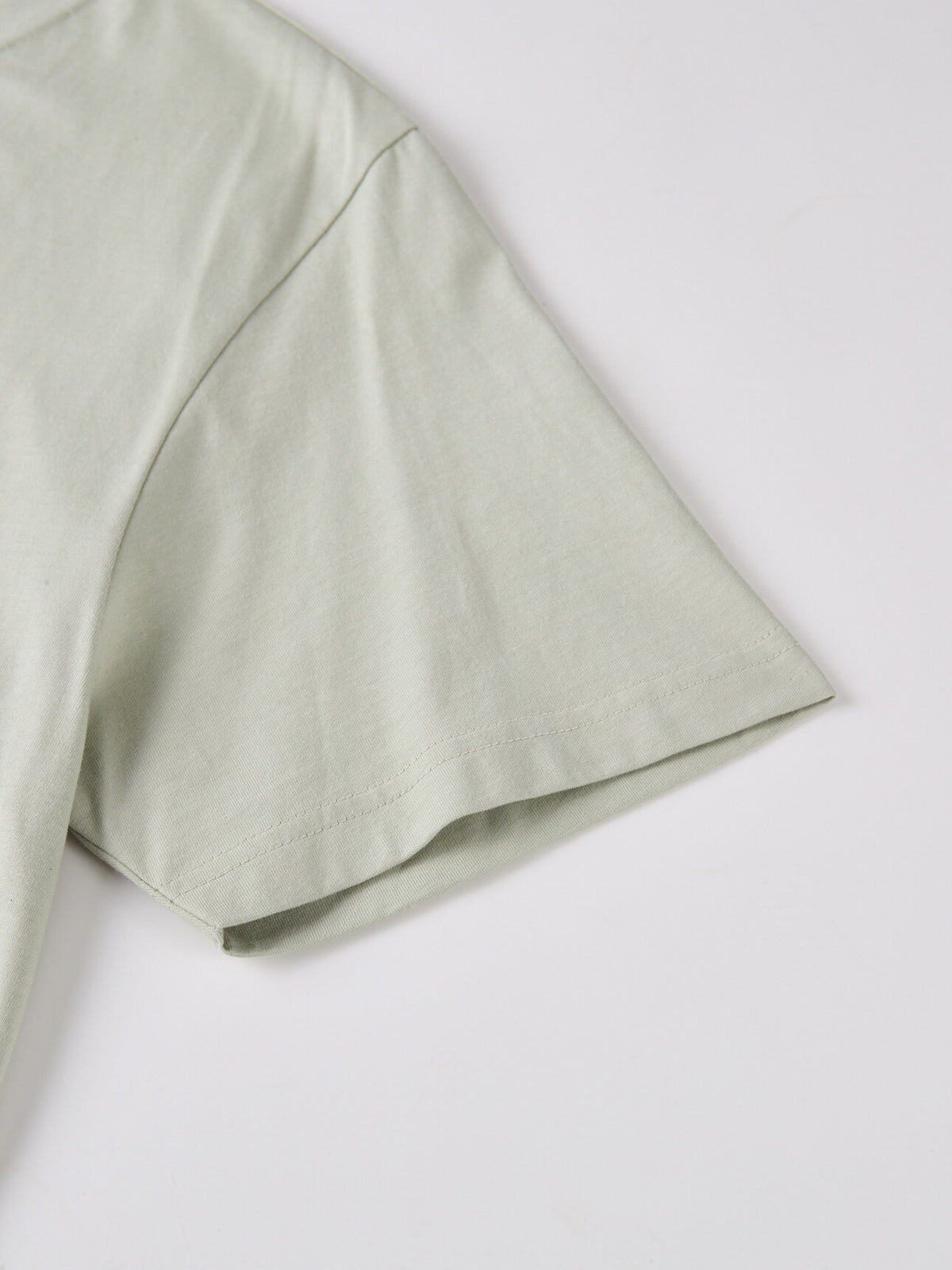 MY_01026250002_RW23_4_2_6_1290_1720.jpg;color:Frosty Pine