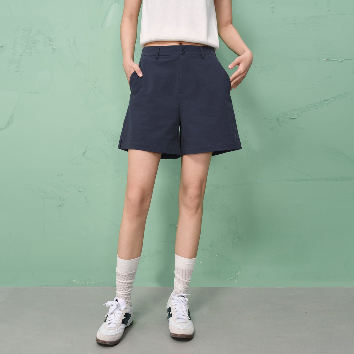MY_12406202001_RW26_2_0_4_1500_1500.jpg;color:Signature Navy