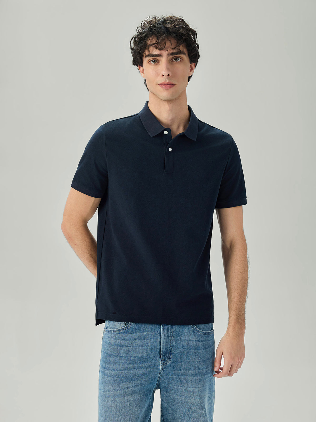 MY_01016245002_RW26_3_1_3_1290_1720.jpg;color:Signature Navy