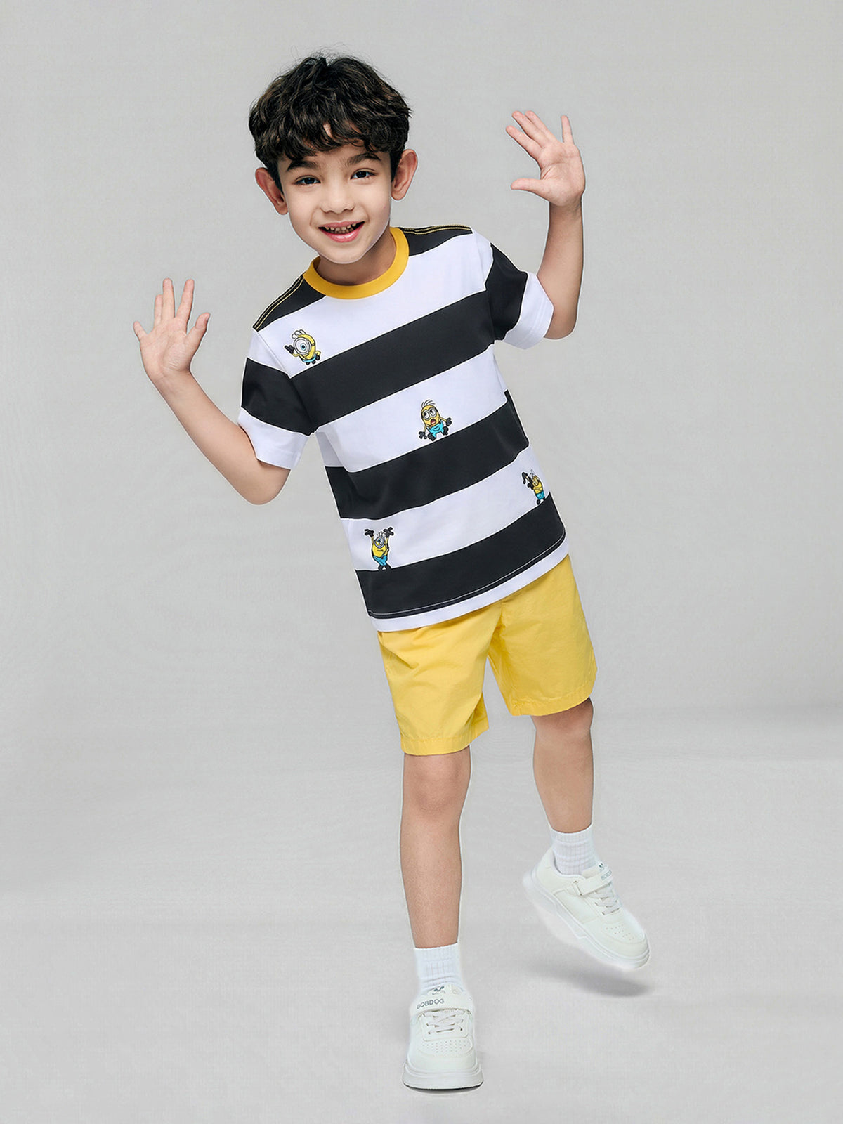 MY_03086315001_RW80_3_1_1_1290_1720.jpg;color:Signature White x Signature Black
