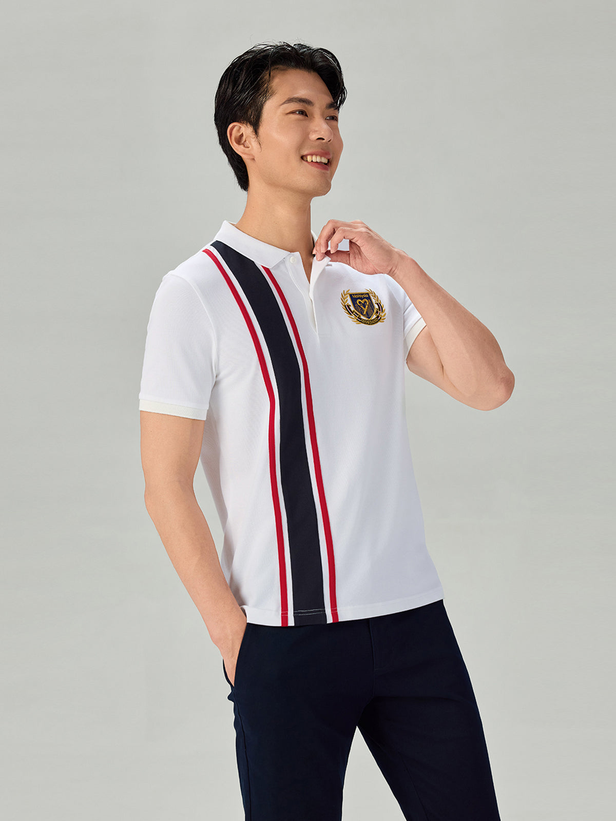 MY_01016166001_RW80_3_1_2_1290_1720.jpg;color:White x Navy x Red