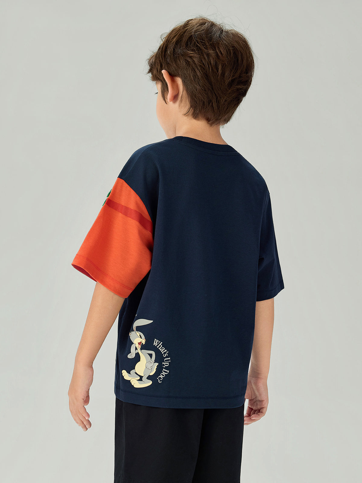 MY_03086365001_RW80_3_1_6_1290_1720.jpg;color:Signature Navy x Orange